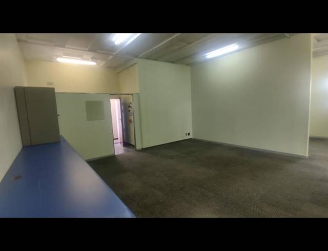 BUSINESS PROPERTY TO RENT IN GILLVIEW